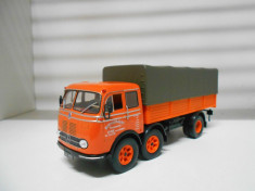 Macheta camion MERCEDES BENZ LP 333 scara 1:43 foto