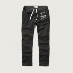 ABERCROMBIE &amp;amp; FITCH PANTALON TRENING foto