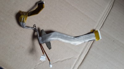 pamblica lvds video Toshiba Satellite PRO U300 U305 psu31e M600 dd0bu1lc30 foto