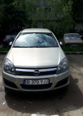 Opel Astra foto