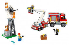 LEGO City Camion Utilitar De Pompieri - 60111 foto