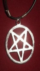 Medalion/pandativ/colier pentagrama Wicca modelul &amp;quot;satanist&amp;quot; ,snur inclus foto