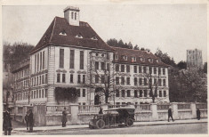 BRASOV , GIMNAZIUL EVANGHELIC , MASINA EPOCA foto