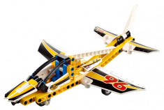 LEGO Technic Avion De Acrobatii - 42044 foto