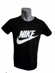 TRICOU NIKE. Material: 30% polyester, 70% bumbac. PRET REDUS!!! foto