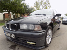 BMW 318i foto