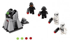 LEGO Star Wars Pachet De Lupta Ordinul Intai - 75132 foto