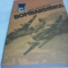 BOMBARDIERUL-LEN DEIGHTON VOL1,COLECTIA DELFIN 1982