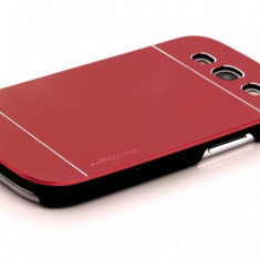 Husa pelicula aluminiu MOTOMO red rosu Samsung Galaxy S3 i9300 + folie ecran