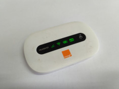 Router Wireless Portabil 3G MiFi Huawei Air Net 3G+ E5220 white Orange foto