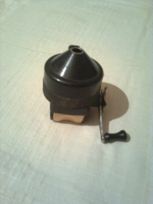 MULINETA CU FIR ASCUNS ~ MADE IN JAPAN - PERFECT FUNCTIONALA - DE COLECTIE foto
