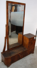 Toaleta Art Deco din lemn masiv; Dulap; Comoda cu oglinda foto