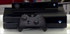 Xbox One + Kinect + 3 manete + 4 jocuri ( GTA5 , PES2015, Assassin foto