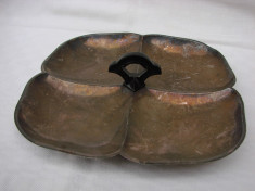 Fructiera compartimentata din alpacca cu maner de ebonita, perioda interbelica foto