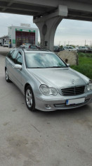 Mercedes-Benz C220 foto