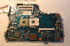 placa de baza laptop TOSHIBA SATELLITE L500 ,socket intel , ddr3 , functionala foto