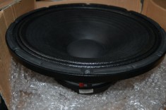 Vand Difuzor RCF L15P540, 8 Ohm 15&amp;quot; 500W RMS, 1000W program, nou nout. foto