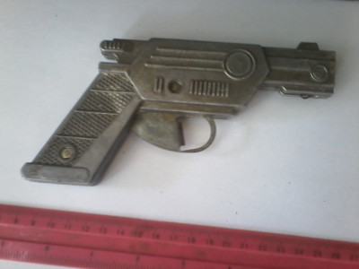 bnk dv Pistol de metal - aprinzator vechi de aragaz. foto