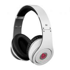 Casti Monster Beats Studio by Dr Dre foto