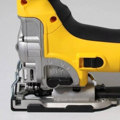 FIERASTRAU PENDULAR DeWalt DW333KT foto