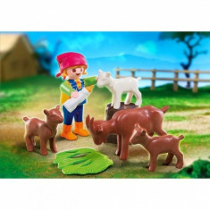 Fetita cu capre Playmobil foto