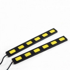 2 Buc Lampa auto pentru ceata cu lumina alba 12V si 6 Led-uri COB 12W foto