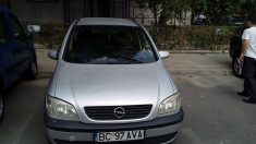 opel zafira foto