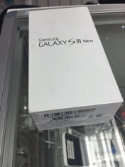 SAMSUNG I9301 GALAXY S3 NEO WHITE / BLUE SIGILATE !! LIBERE IN ORICE RETEA !! foto