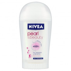 NIVEA PEARL&amp;amp;BEAUTY STICK foto