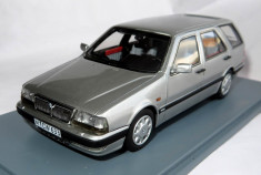 NEO Lancia Thema V6 3.0 LX station wagon 1992 1:43 foto