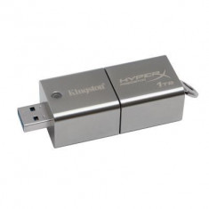 HyperX 1TB DataTraveler Predator USB 3.0 Stick foto