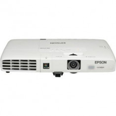 EPSON EB-1771W 3LCD WXGA 3.000 Lumen 2.000:1 HDMI WLAN fahig foto