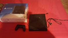 Consola PS4 Sony Playstation 4 - 500GB - Modelul Nou - Impecabila foto