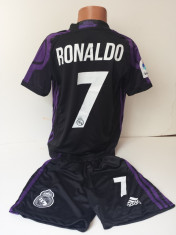 Echipamente sportive fotbal copii REAL MADRID - RONALDO model nou negru cu mov foto