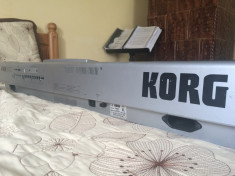 orga KORG PA 80 foto