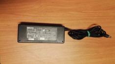 Alimentator Toshiba 15V 5A Model SEB100P2-15.0 PA3201U-1ACA foto