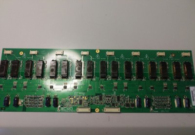 Invertor VIT70002.00 REV:5 Traf T51.0007.212 Model Ecran V320B1-L01 foto