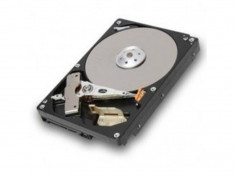Hard disk Hitachi HGST Deskstar NAS 3TB SATA-III 7200 RPM 64MB foto