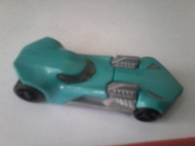 bnk jc Surpriza Kinder- MPG TR127 - masinuta Mattel foto