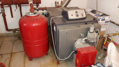 Centrala RIELLO RTQ 154 KW/Arzator RIELLO BS4D 1/230/50, Boiler800 litri foto