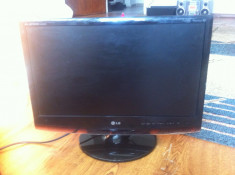 Televizor / Monitor LCD LG 21.5&amp;#039;&amp;#039; foto