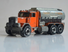 Macheta HOT WHEELS - Cisterna - 1:64 California Tanker foto