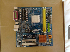 Placa de baza Gigabyte GA-M61SME-S2 socket AM2 - defecta foto