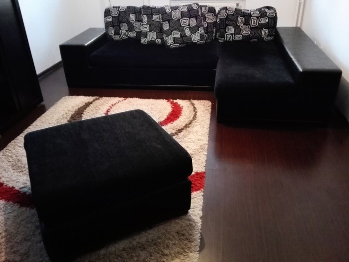 Vand Canapea Extensibila Coltar 2 Cuburi 5 Pernute Staer
