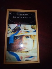 DOI OCHI ALBASTRI - THOMAS HARDY foto