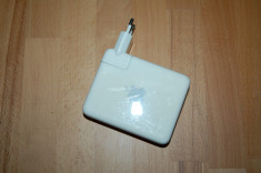 ROUTER - AIRPORT EXPRESS MODEL A1264 -DEFECT - NU PORNESTE foto