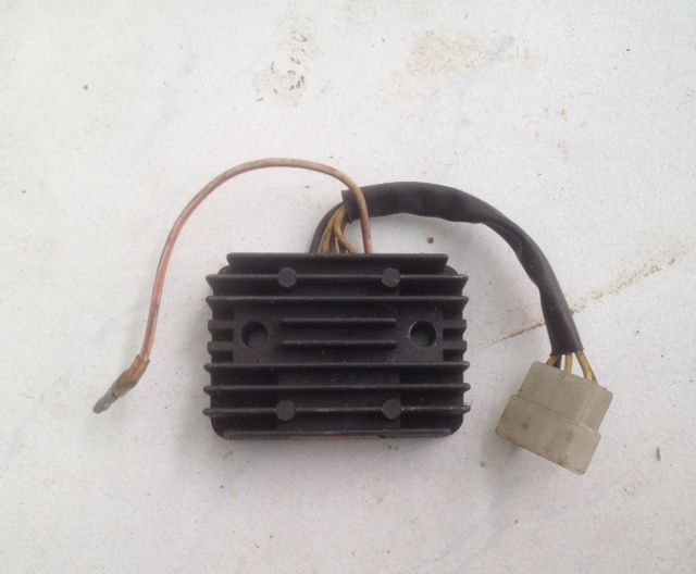 Releu incarcare SH530-12 Kawasaki GPZ 550 UT KZ550B 1982-1983