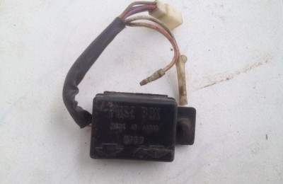 Cutie Sigurante FUSE BOX Kawasaki GPZ 550 UT KZ550B 1982-1983 foto
