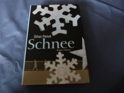 Orchan Pamuk - Schnee foto