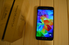 Samsung Galaxy S5 Black impecabil (16Gb, in cutie, Tempered Glass) foto